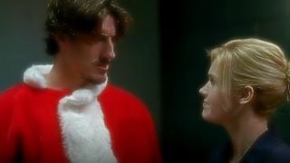 Syfy Dizilerinden Yeni Yıl Özel Bölümleri [VIDEO] haber görseli