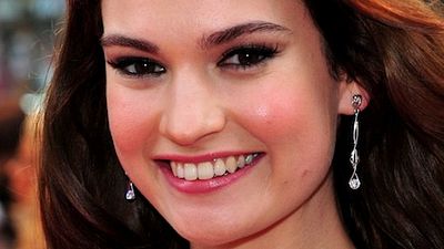 Lily James, Yeni Cinderella Olacak haber görseli