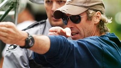 Michael Bay'e Transformers 4'ün Setinde Saldırı haber görseli