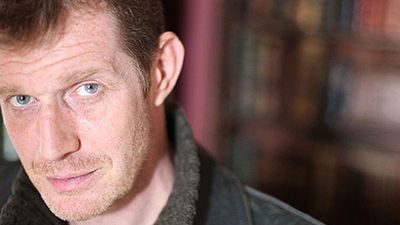 Jason Flemyng, Star Wars: Episode VII'nin Senaryosunu Fotoğrafladı haber görseli