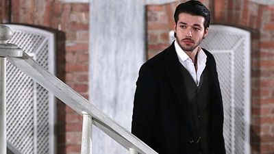 Hilmi Cem İntepe Çalıkuşu Kadrosuna Katıldı haber görseli