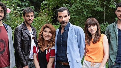 Ulan İstanbul'un Yeni Bölümünde Konuk Oyuncu Sürprizi! haber görseli