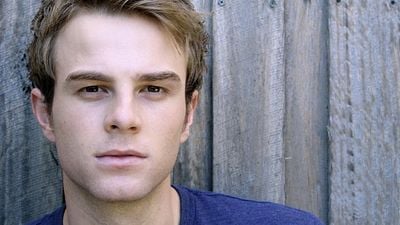 The Vampire Diaries'in Eski Oyuncusu Significant Mother'da! haber görseli