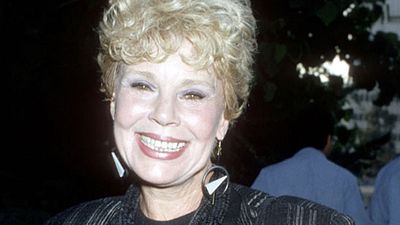 Betsy Palmer 88 Yaşında Hayata Veda Etti haber görseli