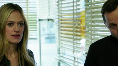 Bryan Cranston'ın Dizisi Sneaky Pete'den Fragman! haber görseli