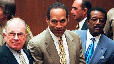 Martin Sheen de O.J. Simpson Davasına El Atıyor haber görseli