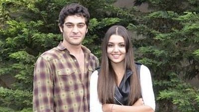 Aşk Laftan Anlamaz Başlıyor! haber görseli