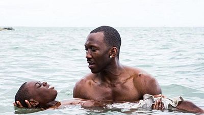 "Ay Işığı" Filminden Türkçe Altyazılı Fragman Geldi! haber görseli