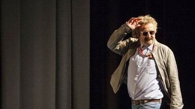 Cingöz Recai Filmini Onur Ünlü Yönetecek! haber görseli