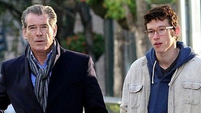 "The Only Living Boy in New York" Filminden Yeni Poster Geldi! haber görseli