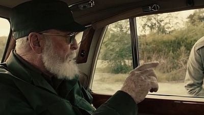 Michael Caine Bu Kez de Diktatör Oldu! haber görseli