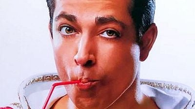 “Shazam!”dan Yeni Kostümlü Görsel Var! haber görseli