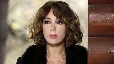 Zerrin Tekindor'lu 'Şahin Tepesi' Final Yapıyor haber görseli