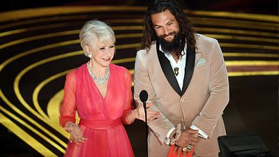 "Helen Mirren ve Jason Momoa Romantik Komedi Çeksin!" haber görseli