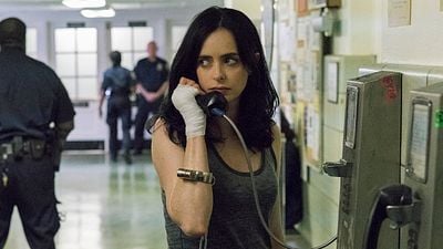 'Jessica Jones'un Yeni Tanıtımında 3. Sezon Tarihi Var haber görseli