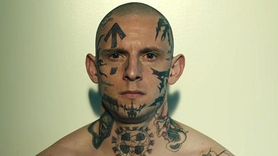 Jamie Bell’li Biyografik Drama “Skin”den Övgü Dolu Poster! haber görseli