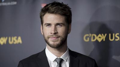 Liam Hemsworth Ekrana Transfer Oluyor haber görseli