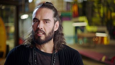 Yıldızlar Geçidi "Death on the Nile"a Russell Brand mi Katılıyor? haber görseli