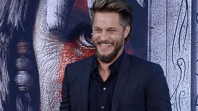 Travis Fimmel, Alexandra Daddario'lu "Die In A Gunfight" Kadrosuna Katıldı haber görseli