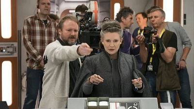 Rian Johnson'ın Star Wars Filmleri Yapma İhtimali Hala Var!