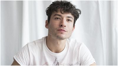 Ezra Miller'ın "Şiddet Videosu" Bir Şaka Mıydı? haber görseli