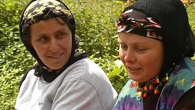 Yeşim Ustaoğlu'nun "Sırtlarındaki Hayat" Belgeseli, İstanbul Modern Sinema'da haber görseli