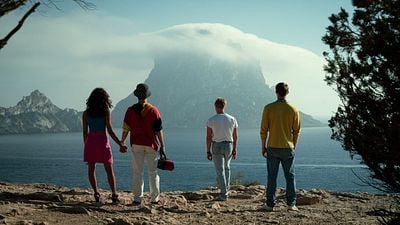 'La Casa de Papel'in Yaratıcısı Alex Pina'nın Yeni Dizisi 'White Lines'tan Fragman! haber görseli