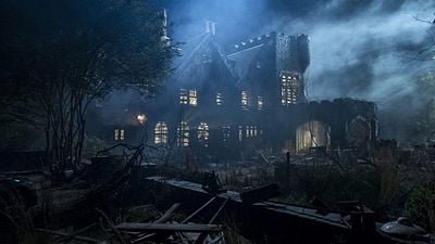 Mike Flanagan Müjdeyi Verdi: "The Haunting of Bly Manor" Ertelenmeyecek! haber görseli