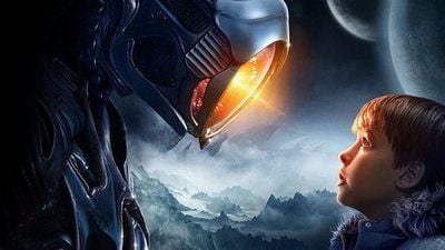 Russell Hornsby, Netflix Dizisi "Lost In Space"in Üçüncü Sezon Kadrosunda!  haber görseli