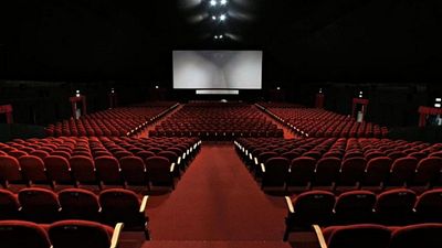 Koronavirüs Nedeniyle Sinema Salonları Yeniden Kapatıldı haber görseli