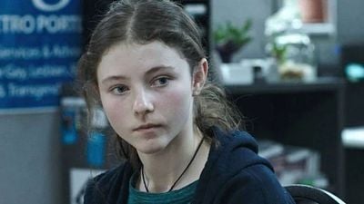 Olivia Wilde, Kerri Strug'ı Canlandırması İçin Thomasin McKenzie'yi Seçti! haber görseli