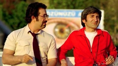 Cem Yılmaz'dan "Hokkabaz" Filmi İçin Devam Müjdesi! haber görseli