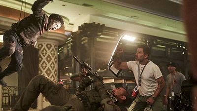 Zack Snyder, Netflix İçin Bilim-Kurgu Filmi Çekecek haber görseli