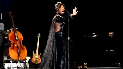 Whitney Houston Biyografisi "I Wanna Dance With Somebody"den Fragman haber görseli