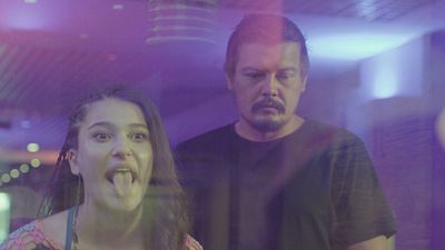 Arda Kural'ın Yeni Filmi "Yıldızlara Bak"tan İlk Fragman! haber görseli