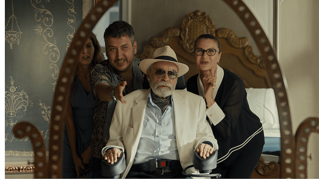 Haluk Bilginer ve Feyyaz Yiğit’i Bir Araya Getiren "Yan Yana"dan Fragman Yayınlandı haber görseli