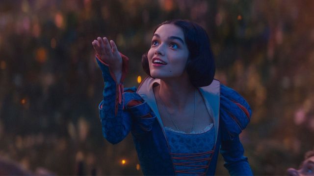 Disney'in "Pamuk Prenses" Filminden İlk Fragman!