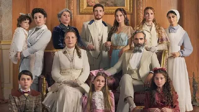 Şakir Paşa Ailesi'ne Zorunlu Ara: Dizi Platosu Tamamen Yandı! haber görseli