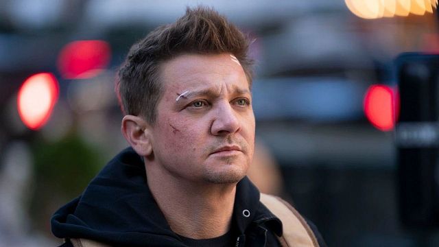 Kaza Geçiren Jeremy Renner'ın Durumu Kritik! haber görseli