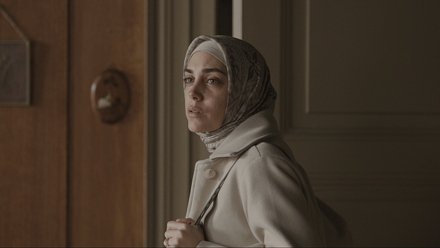Netflix'in Berkun Oya İmzalı Fenomen Dizisinin 2. Sezon Yayın Tarihi Belli Oldu! haber görseli