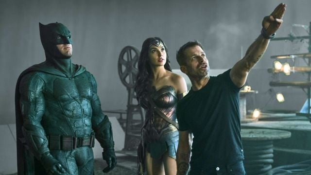 Süper Kahramanlardan Yorulan Zack Snyder Gözünü James Bond'a Dikti!