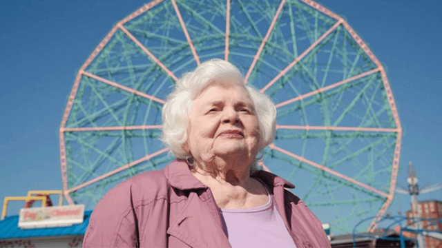 Scarlett Johansson’ın İlk Yönetmenlik Denemesi "Eleanor the Great"ten Fragman Yayınlandı haber görseli