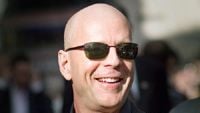 Bruce Willis ve Sigourney Weaver Aynı Filmde! haber görseli