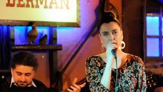 Şevval Sam Firar'da [VIDEO] haber görseli