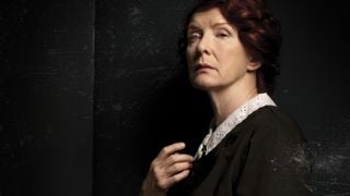Frances Conroy American Horror Story'ye Geri Dönüyor! haber görseli