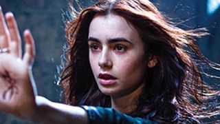 The Mortal Instruments: City of Bones Filminden İlk Fragman Yayınlandı haber görseli