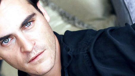 Batman vs Superman'in Kötü Adamı Joaquin Phoenix Olabilir haber görseli