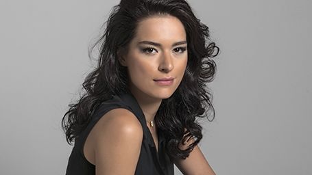 Şafak Pekdemir, Asla Vazgeçmem Dizisiyle Geliyor haber görseli