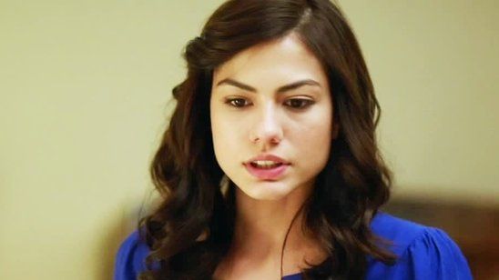 Demet Özdemir'in Yeni Dizisi Çilek Kokusu haber görseli