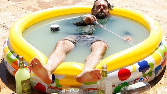 The Last Man On Earth Dizisinden 2. Sezon Posteri! haber görseli